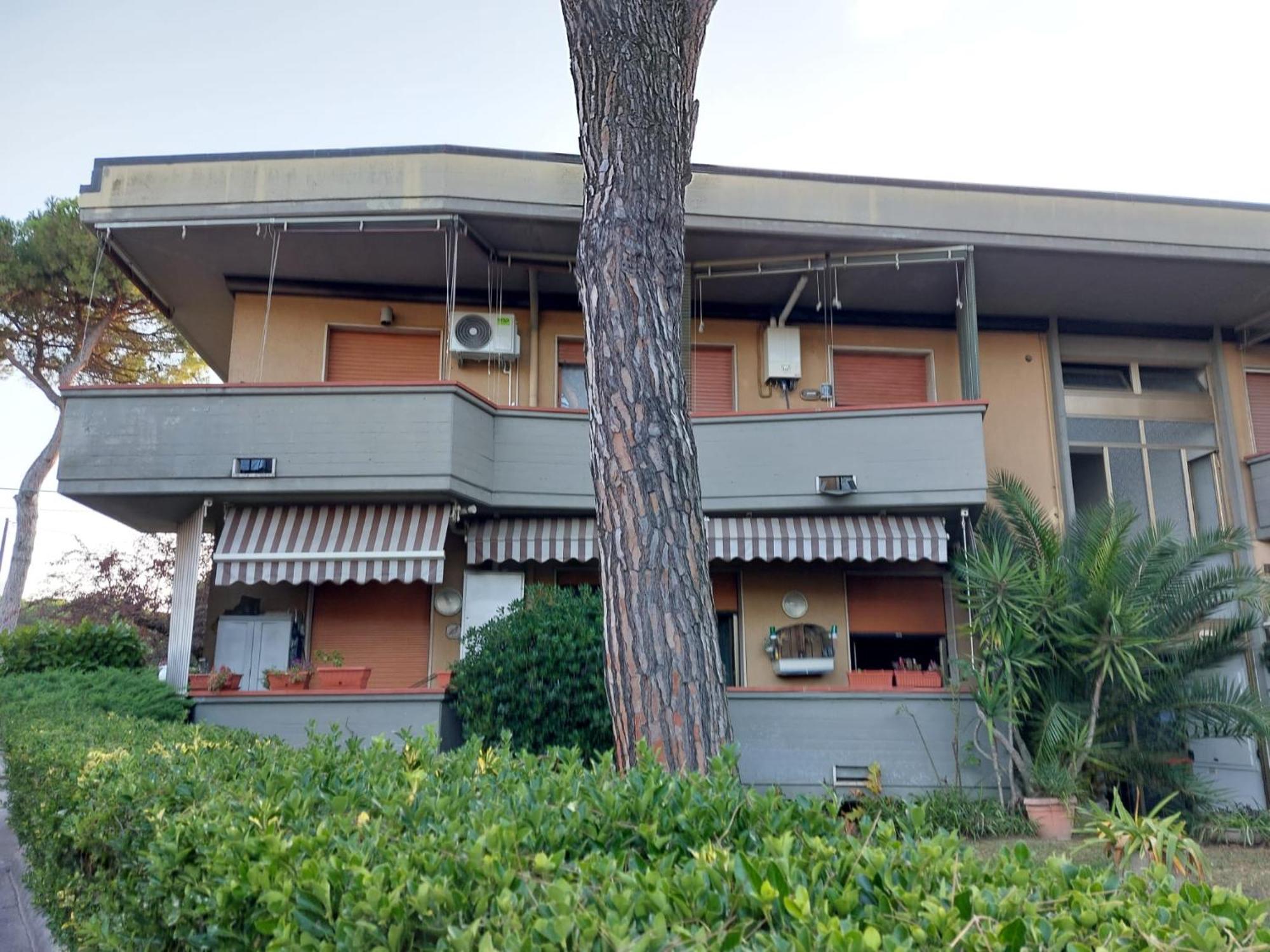 Appartamento Al Mare Di Liguria E Toscana Marina di Massa Exterior foto